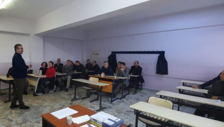 Hayrabolu’da Okul Müdürlerine Türkiye Yüzyılı Maarif Modeli Kapsamında Öğretim Liderliği Semineri Verildi
