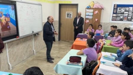 Hayrünnisa Köylügil İlkokulu’nda “Son Ders” Etkinliği Düzenlendi