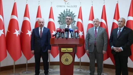 Yusuf Tekin’den Çorum’da Eğitim Mesajı: ‘Derslik Başına Öğrenci Sayısı 20’li Rakamlarla Ölçülüyor’