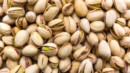 Fıstığın Gerçek Kimliği Şaşırtıyor: Aslında Bir Kuruyemiş Değil, Baklagil!
